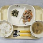 お肉と一緒にお野菜も(^^♪